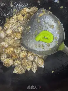 Make Garlic mustard snail step 7