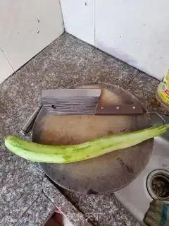 Make Smelts cut off the scales step 1
