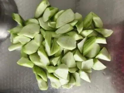 Make Frozen mushrooms step 1