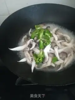 Make Mushroom noodles step 2