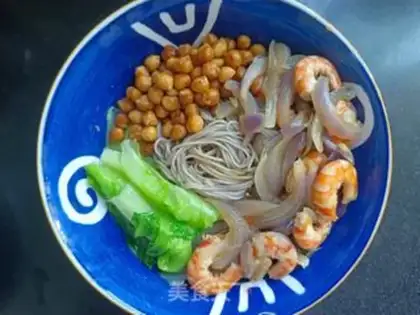 Make The onion shrimp is cold and sour step 10