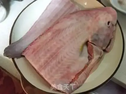 Make Home stewed pedalfish step 1