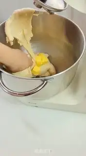 Make Milk ranch toast step 5