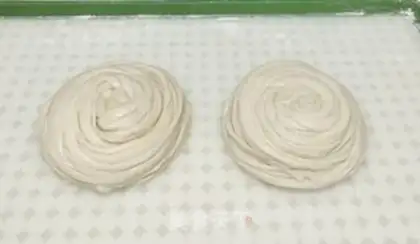 Make Homemade straw caps step 8