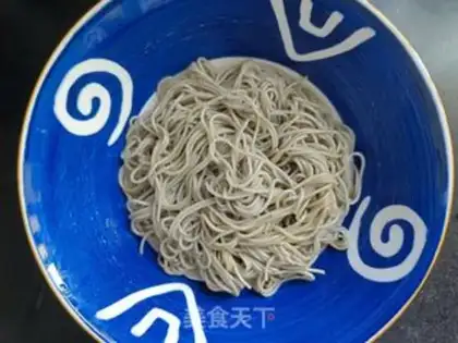 Make cucumber squirm noodles step 12