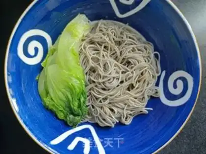 Make cucumber squirm noodles step 13