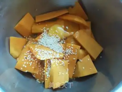 Make Pumpkin step 1