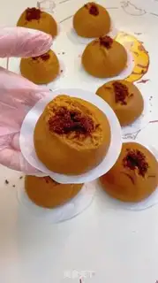 Make Red sugar with a bouquet step 11