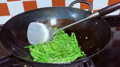 Make Salt pepper, four season beans step 3