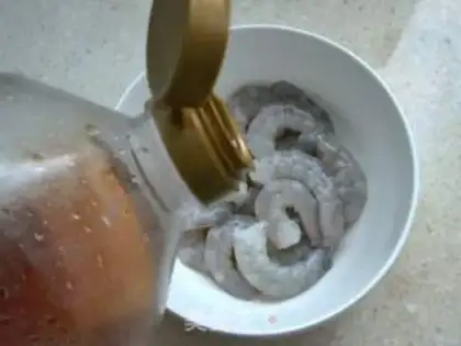 Make Seafood mushroom shrimp smelt step 1