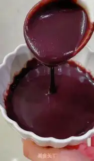 Make Five black buns step 2