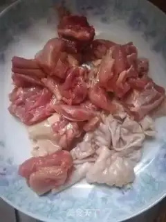 Make Tofu with mushroom chicken legs step 1