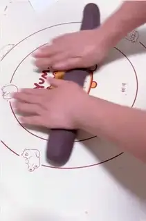 Make Five black buns step 8