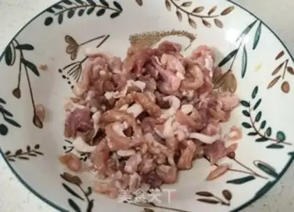 Make A bean-cracker step 0