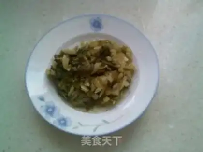 Make Sour shrimp fried tart step 1