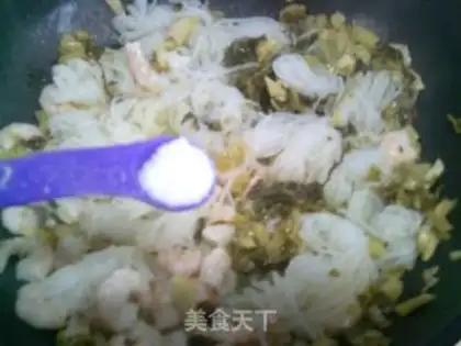 Make Sour shrimp fried tart step 6