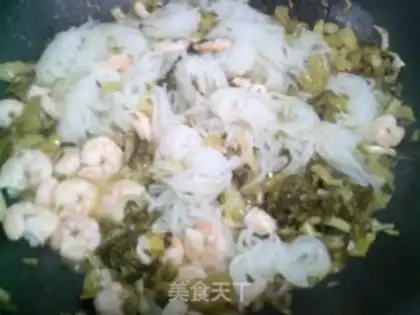 Make Sour shrimp fried tart step 7