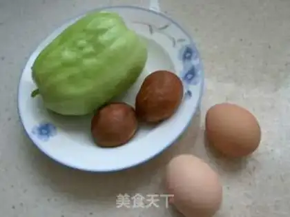 Make Frozen eggs and pickles step 0
