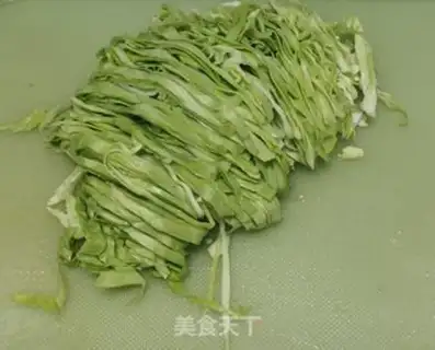 Make The peppers are fried with kale step 1