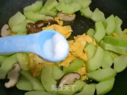 Make Frozen eggs and pickles step 9