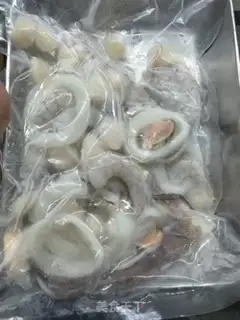Make Seafood and egg dumplings step 0