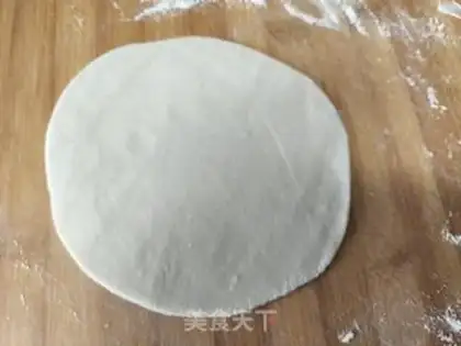Make A chili pie with red potato poles step 7