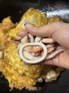 Make Seafood and egg dumplings step 9