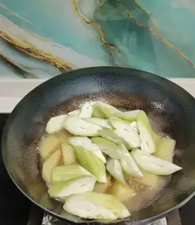 Make Spooned potatoes step 1