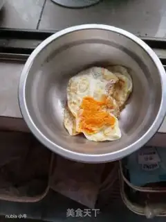 Make The radish omelet drops the scales step 4