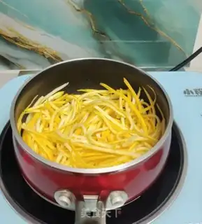 Make # Clear the banana # step 2