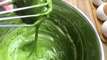 Make Tea and cheese cream cake step 3