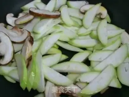 Make Flaming mushrooms and pig tongues step 5