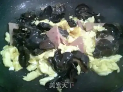 Make Blackwood, fried eggs step 8