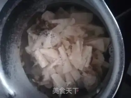 Make Homemade spicy soup step 3