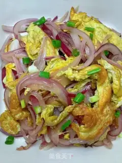Make Onion fried eggs step 9