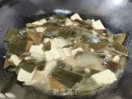 Make Seaweed tofu soup step 8