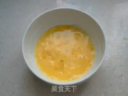 Make Eggs and sheep tails to cook a melon step 1