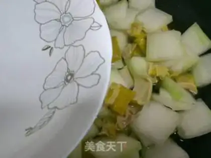 Make Eggs and sheep tails to cook a melon step 7
