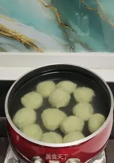 Make Tea chicken meatball soup step 7