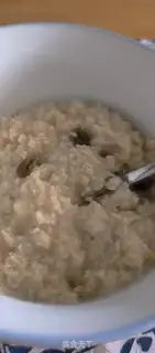 Make Banana milk oatmeal step 3