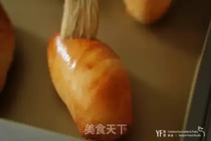 Make Spring dog bread step 8