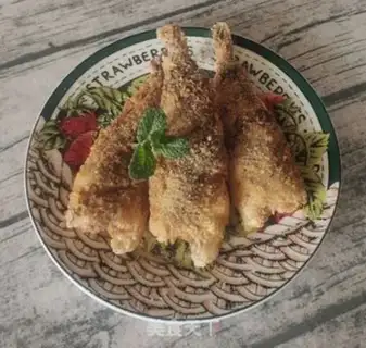 Make Fry the yellow fish step 5