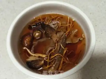 Make Frecklebone soup step 1