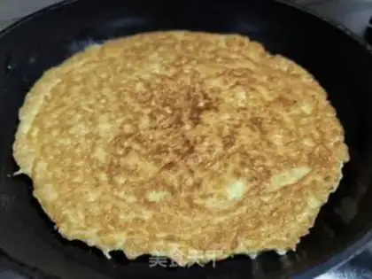 Make Noodle pancakes step 5