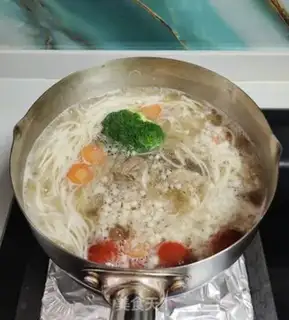 Make Breakfast beef noodles step 5