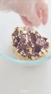 Make Coco almonds step 10