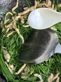 Make Onion fried meat step 5