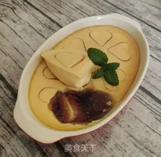 Make Creative evaporation cake step 1