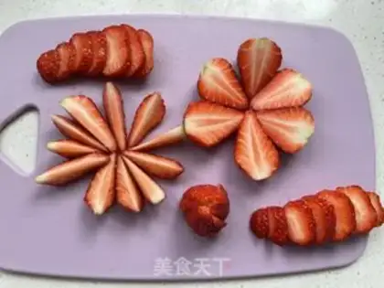 Make Strawberry sauce step 2