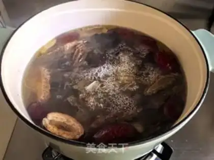 Make A chicken soup with sheep